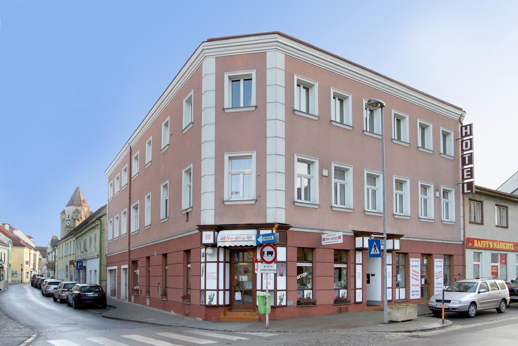 Hotel Zur Sonne Korneuburg Exteriér fotografie